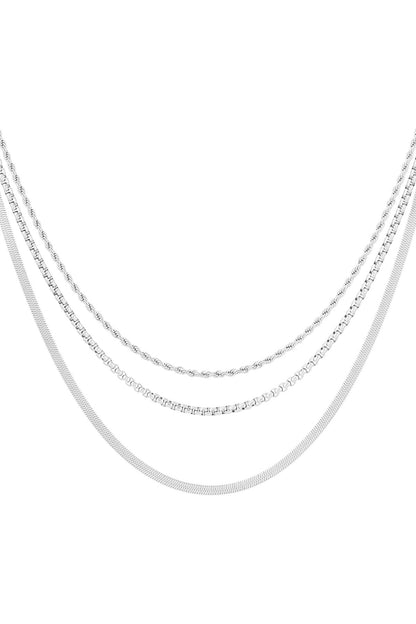 layered textures necklace
