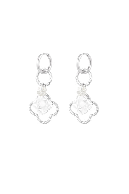 clover dreams earrings