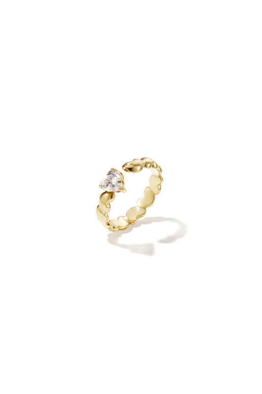 Ring with alternating hearts and cubic zirconia