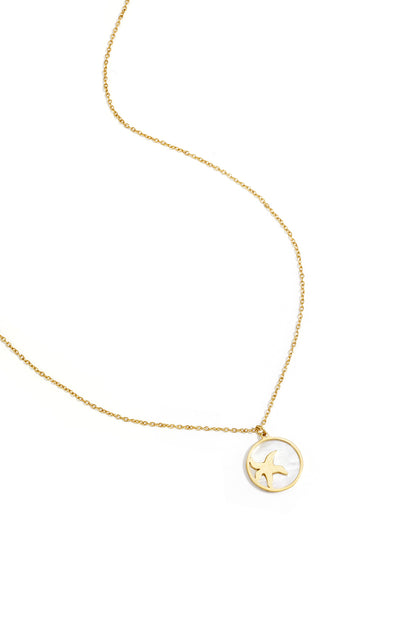 Necklace with starfish in circle