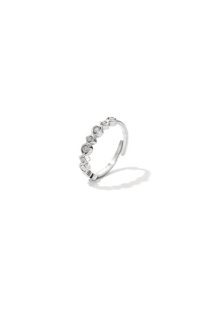Ring with different shapes and stones