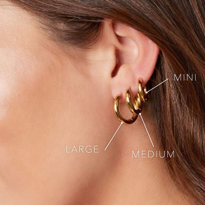 Hoop earrings size guide on the ear: Mini, Medium and Large