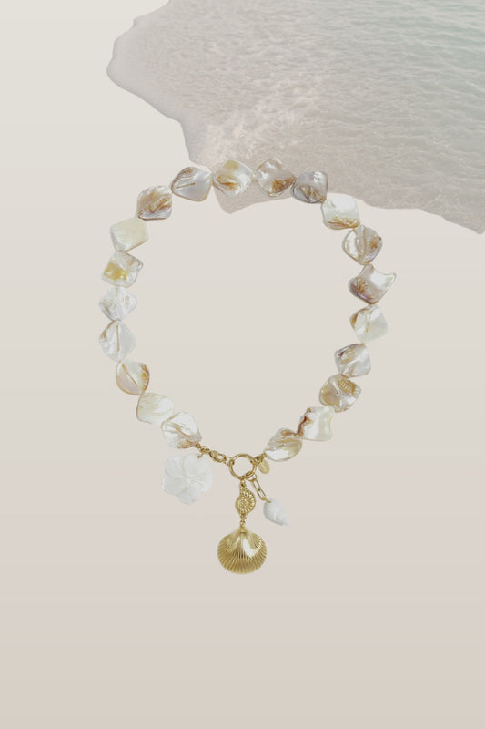 Sirène Shell Necklace